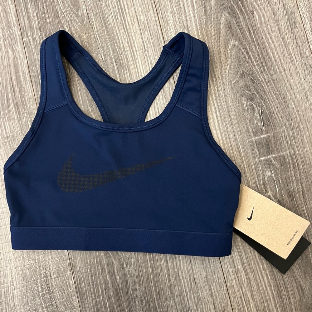 NWT NIKE Sports Bra